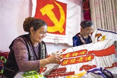赵丽颖的骨相美焕然一新引爆时尚界关注!
